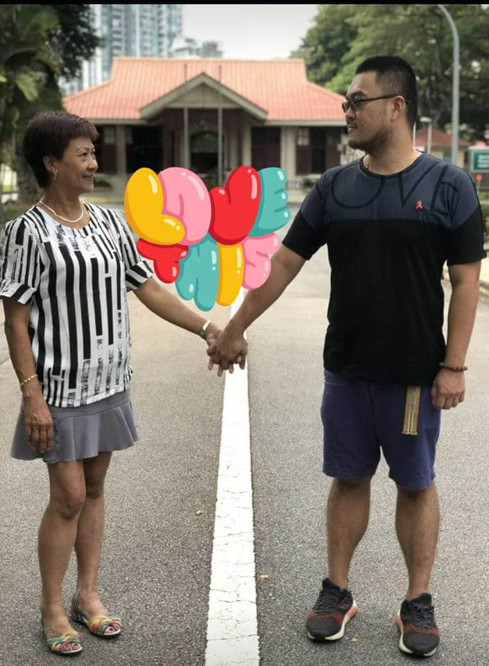 新加坡HIV感染者资料外洩，她站出来支持感染者儿子：学会接纳可以拯救生命-NICEOLO