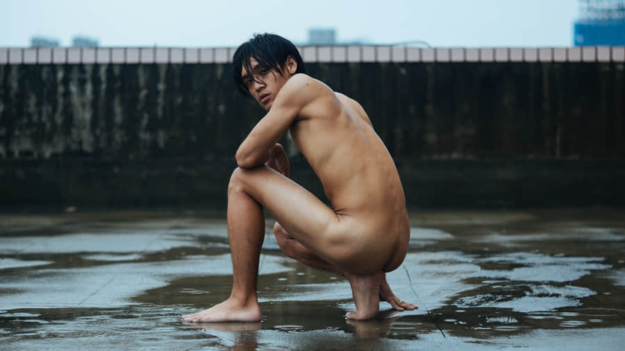 摄影师Kat镜头下的裸身男孩(上):老派少年与大雨下的裸男 -5 摄影师Kat镜头下的裸身男孩(上):老派少年与大雨下的裸男-NICEOLO