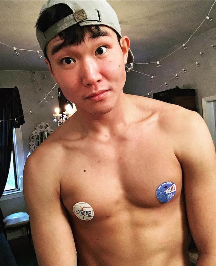 亚裔喜剧演员批评同志圈「拒亚」歧视：他们就是想找大屌、阳刚、肌肉男-NICEOLO