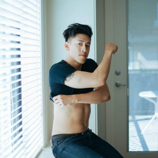 摄影师Kat镜头下的裸身男孩(下):加拿大华裔男孩与风城男男情侣-NICEOLO