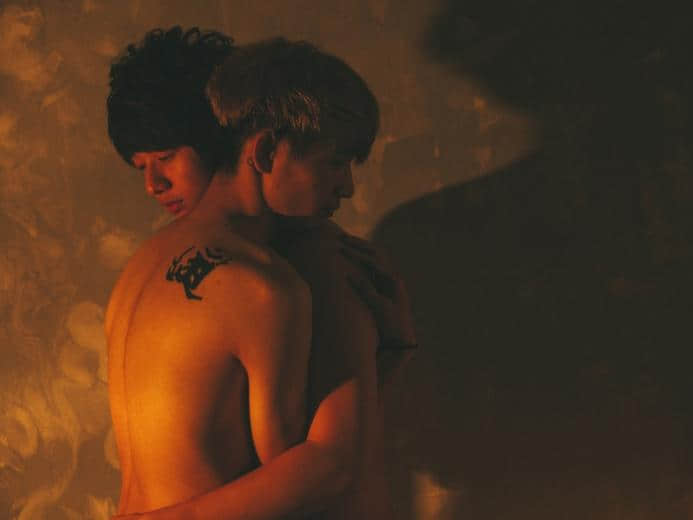 摄影师Kat镜头下的裸身男孩(下):加拿大华裔男孩与风城男男情侣-NICEOLO