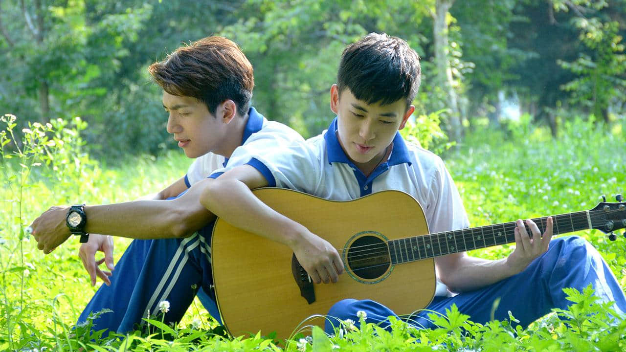 我国BL作品《鱼心河忍》情节激似《上瘾》!费洛蒙四射的高校男男同居生活-NICEOLO