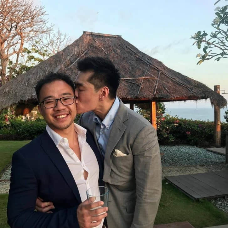 新加坡国父之孙李桓武和男友结婚了!两人甜蜜合照大放闪!-NICEOLO