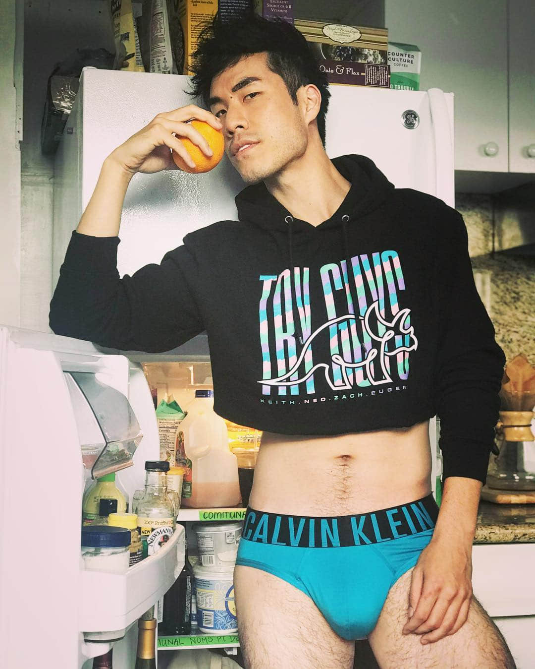 亚裔男同志YouTuber发佈爆哭出柜舞蹈影片 短短几天便累积六百万点阅-NICEOLO
