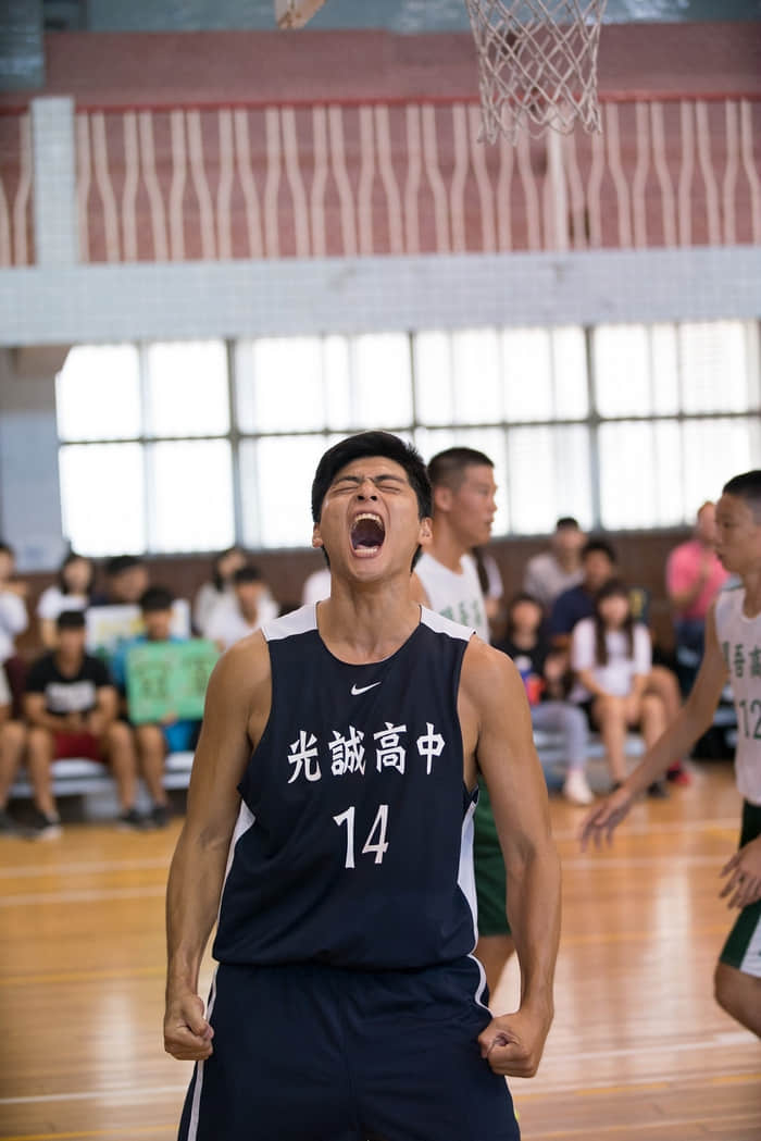 电影《下半场》篮球队兄弟情让观众被秒圈粉 鲜肉演员幕前幕后帅照在这里!-NICEOLO
