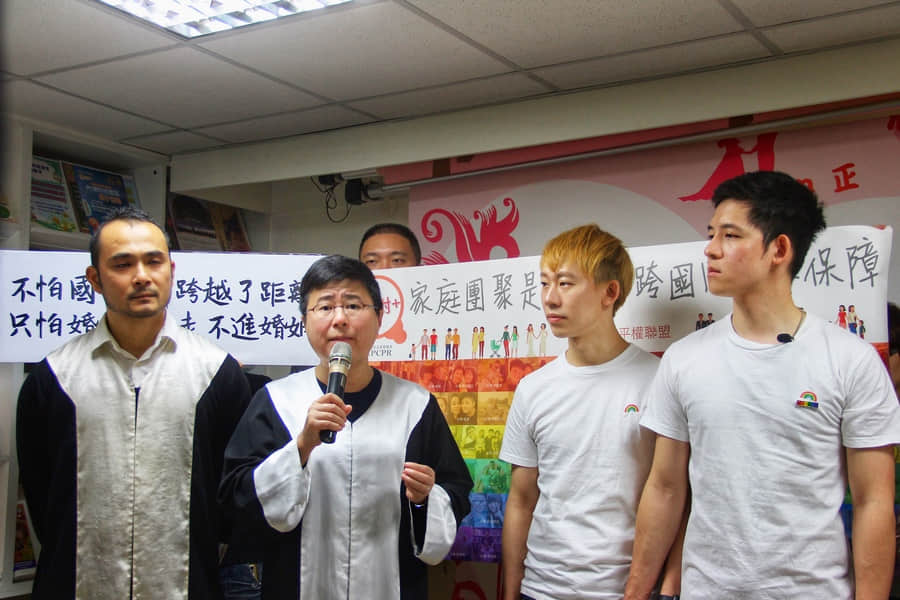澳门男同志弃月薪10万工作要与台湾老公一起生活 现却被拒登记结婚-NICEOLO