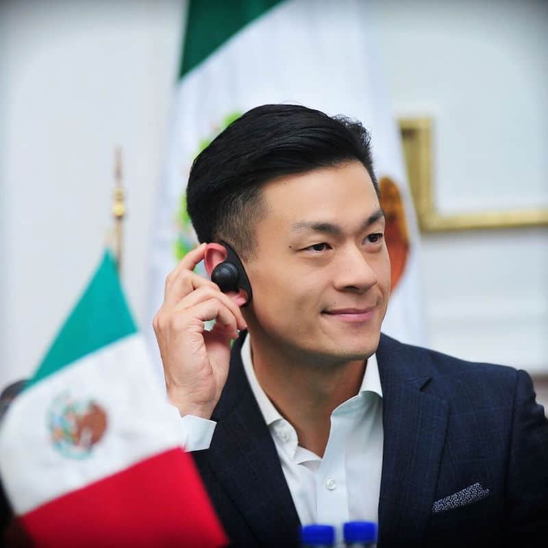 出柜男同志美国议员罗达伦谈出柜:当你出柜时,许多人的善意和接纳会让你惊讶-NICEOLO