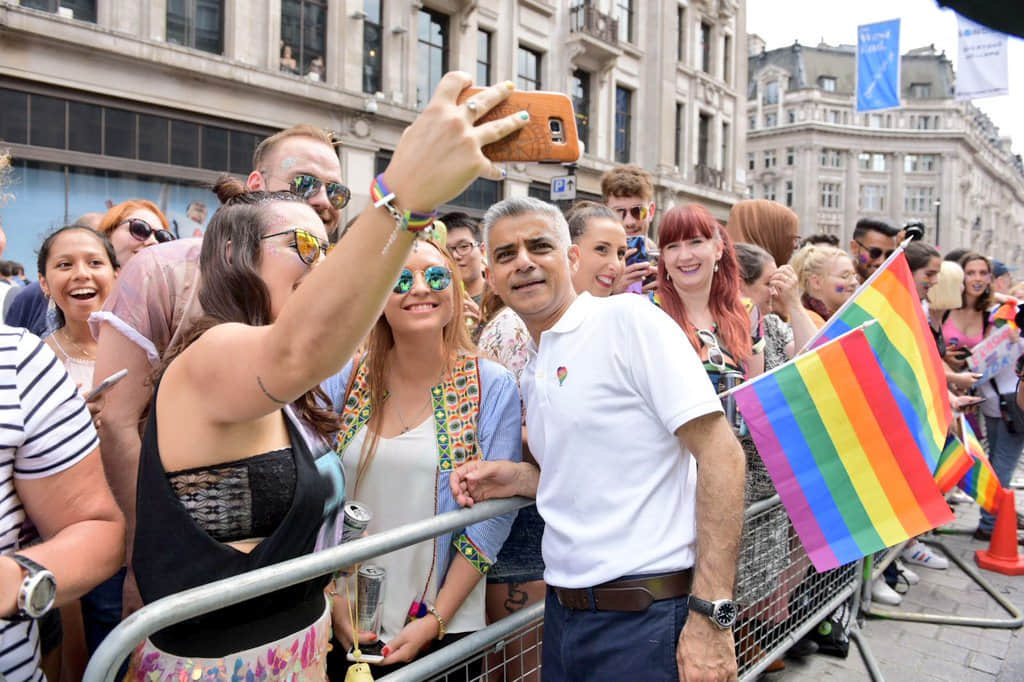 伦敦市长在推特公开支持跨性别被赞爆：「所有性别认同都值得被尊重。」-NICEOLO