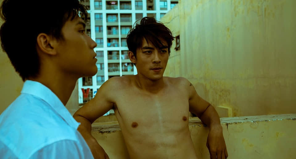 同志爱情电影《我,最亲爱的》男主角爆红 害羞演出男男吻后大呼享受-NICEOLO