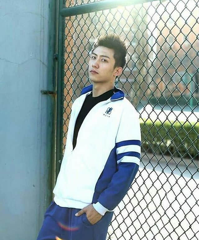我缠上了你生日的瘾:BL腐剧男星黄景瑜 -1 我缠上了你生日的瘾:BL腐剧男星黄景瑜-NICEOLO