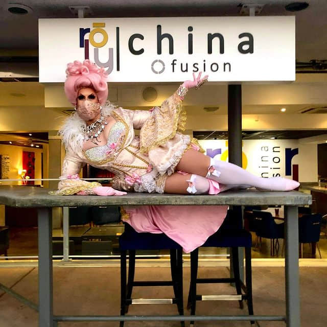 皇后驾到!中式餐厅新花招,变装皇后外送美味到你家 -4 皇后驾到!中式餐厅新花招,变装皇后外送美味到你家-NICEOLO