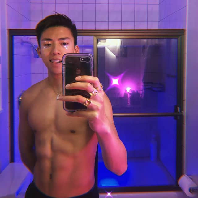 炸弹变彩蛋！网络创作男孩写歌出柜 妈妈听完反应出乎意料-NICEOLO