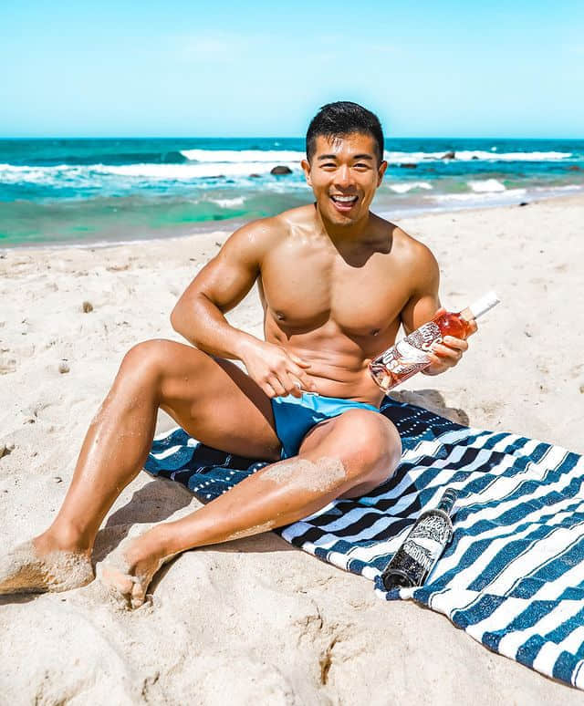 周一品肌肉|正能量充满!微笑比阳光灿烂的澳洲肌肉男给你全日好心情:Noah Gao-NICEOLO
