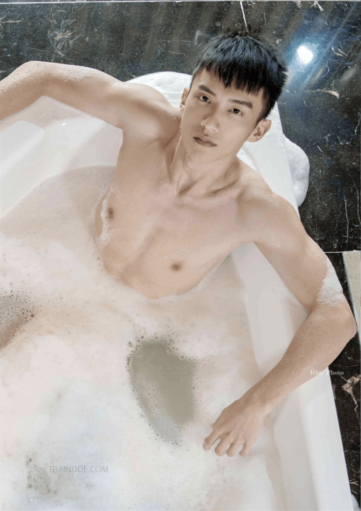 Blue Photo No.79 [Ebook+Video]-NICEOLO