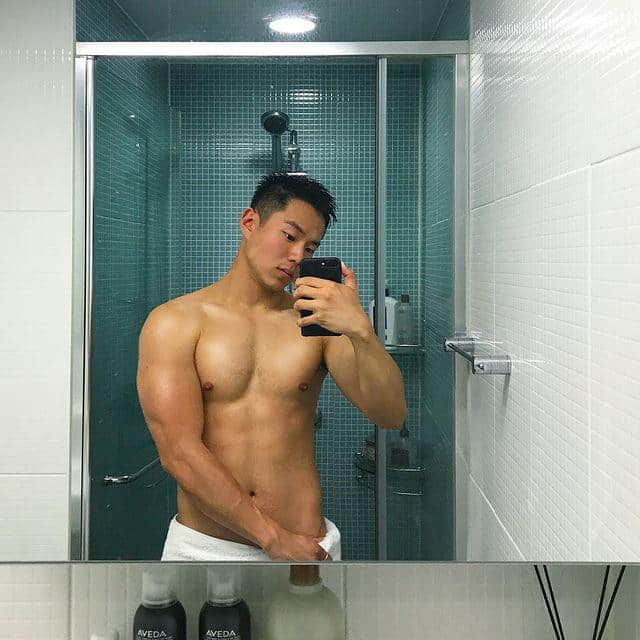 周一品肌肉|壮硕肌肉的诱惑!大胸大臂猛男带你环游世界:Vero Lee-NICEOLO