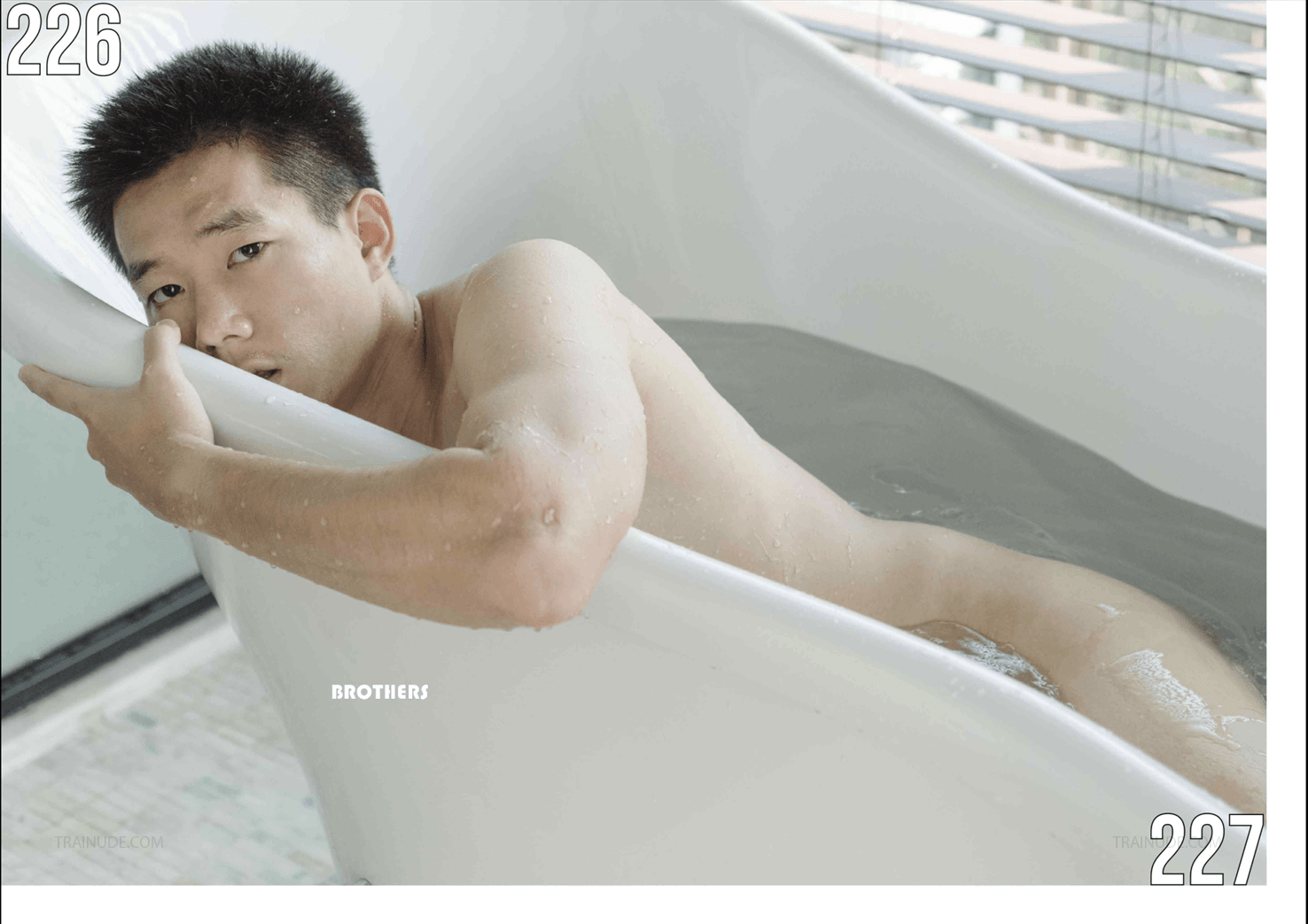 Brothers vol.27 Part 2 | HON (ebook + video)-NICEOLO