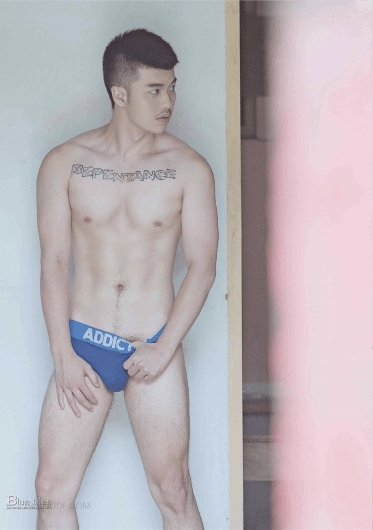 Blue Men no.193 (ebook + video)-NICEOLO