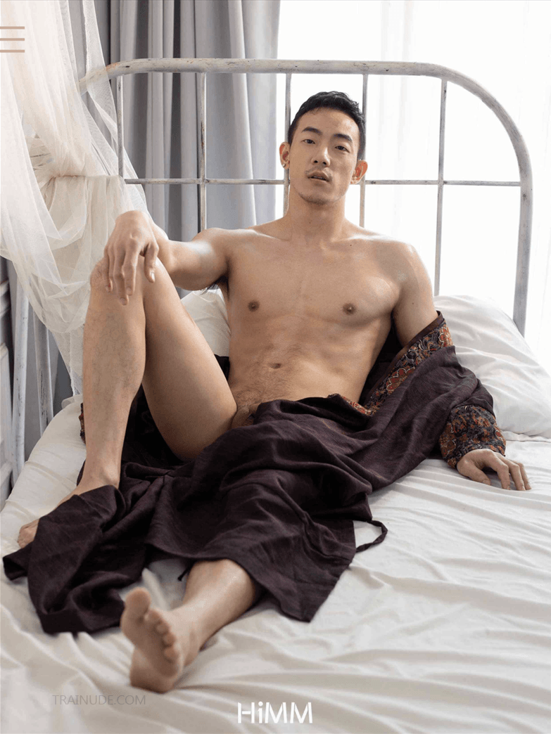 HIMM 11 | Yochi Pawaritsuwan-NICEOLO