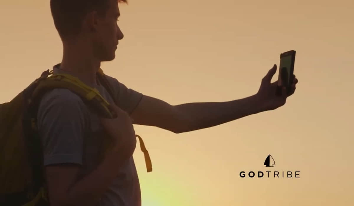 反同牧师开设网站「神的部落」 旨在避免青年女性化和被称种族歧视-NICEOLO