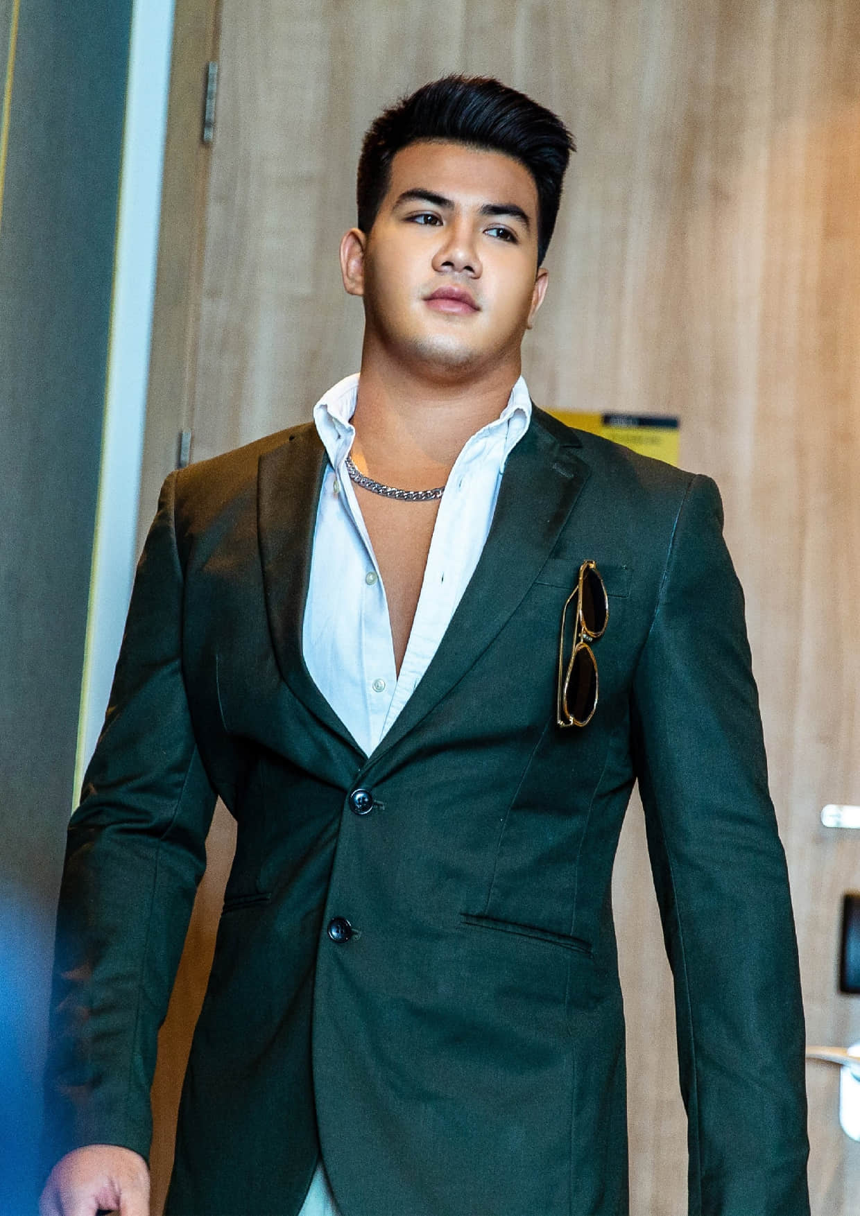 Gemini issue 2.1 Businessman | OHM AKAWIT JITDEELERK-NICEOLO
