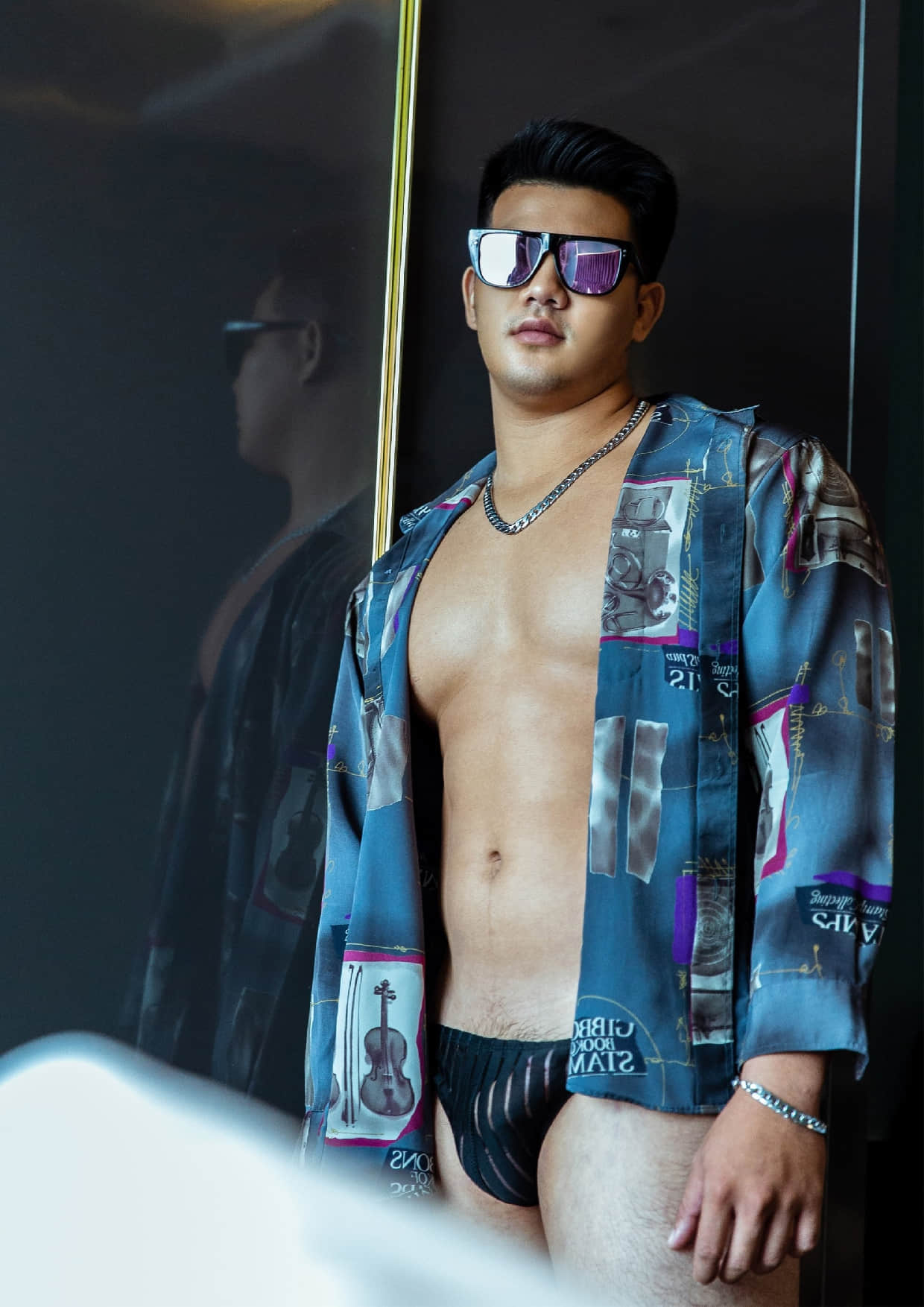 Gemini issue 2.1 Businessman | OHM AKAWIT JITDEELERK-NICEOLO
