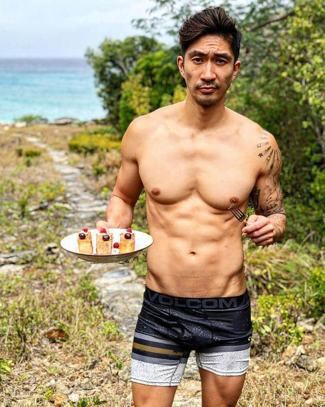 周一品肌肉|天菜帅大叔主厨上桌!精壮成熟男人味填饱肚子和心灵:Ronnie Woo-NICEOLO