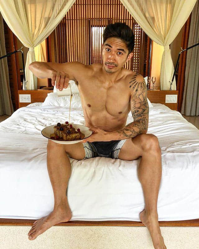 周一品肌肉|天菜帅大叔主厨上桌!精壮成熟男人味填饱肚子和心灵:Ronnie Woo-NICEOLO