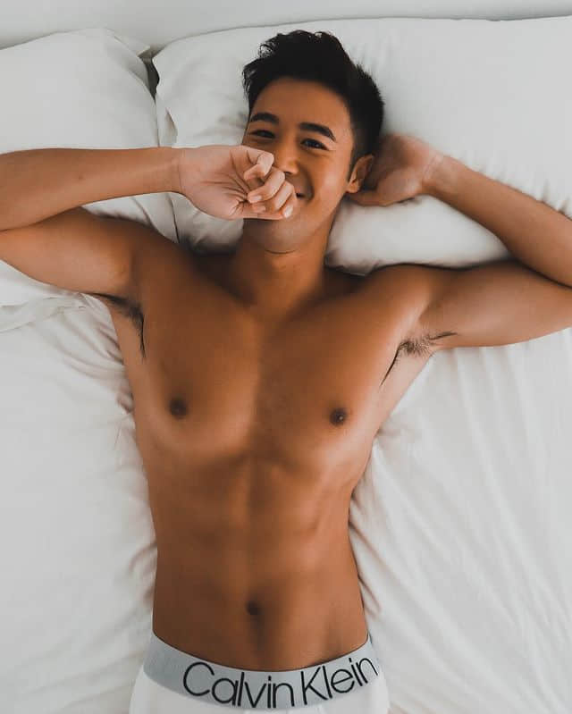 周六尝鲜肉|毛小孩救星超暖男!超萌新加坡小鲜肉让人想直接收养:Jonsam-NICEOLO