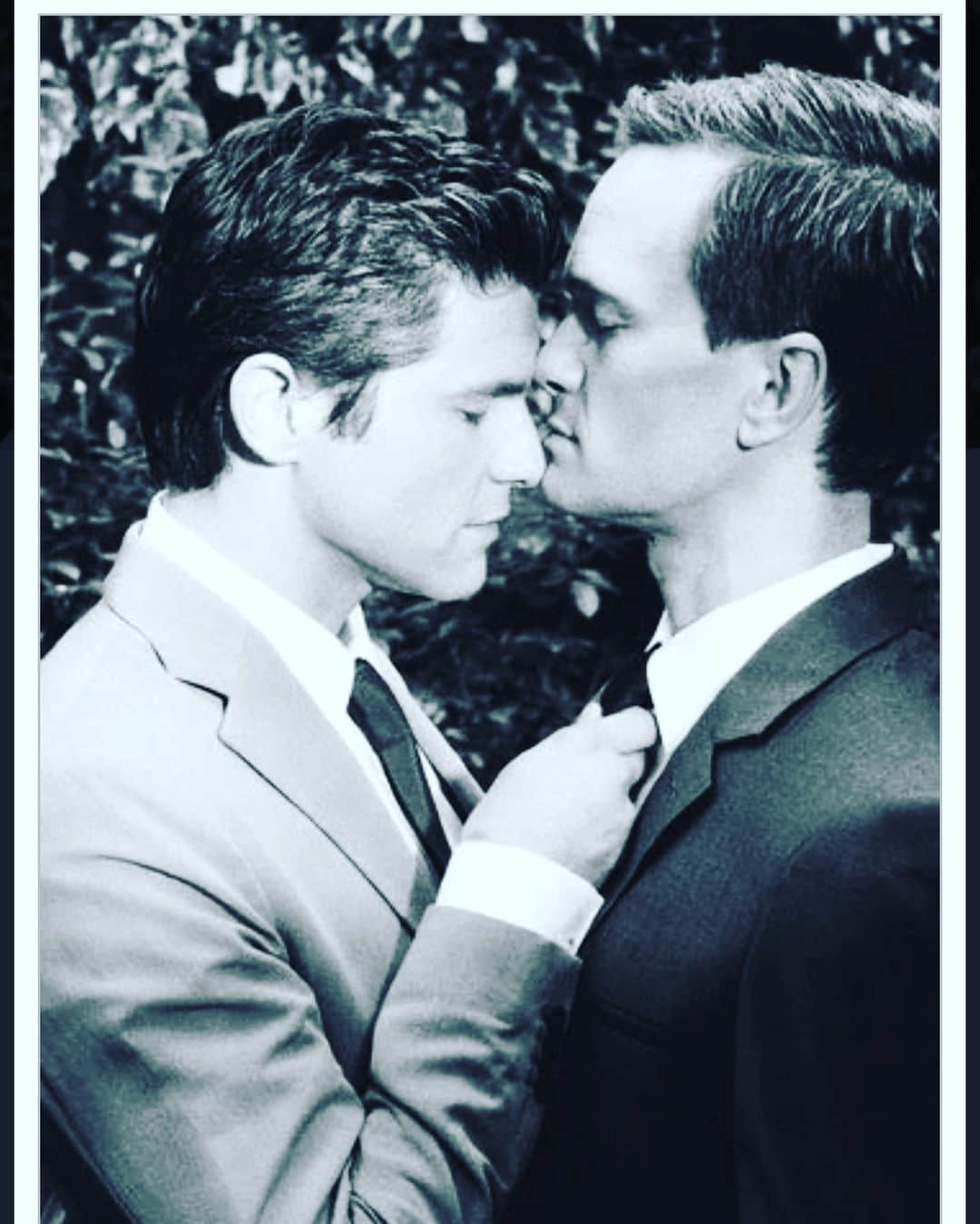 Neil Patrick Harris 大秀坚实上胸!度假意大利庆祝结婚七周年-NICEOLO