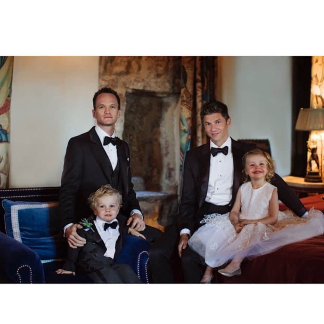 Neil Patrick Harris 大秀坚实上胸!度假意大利庆祝结婚七周年-NICEOLO