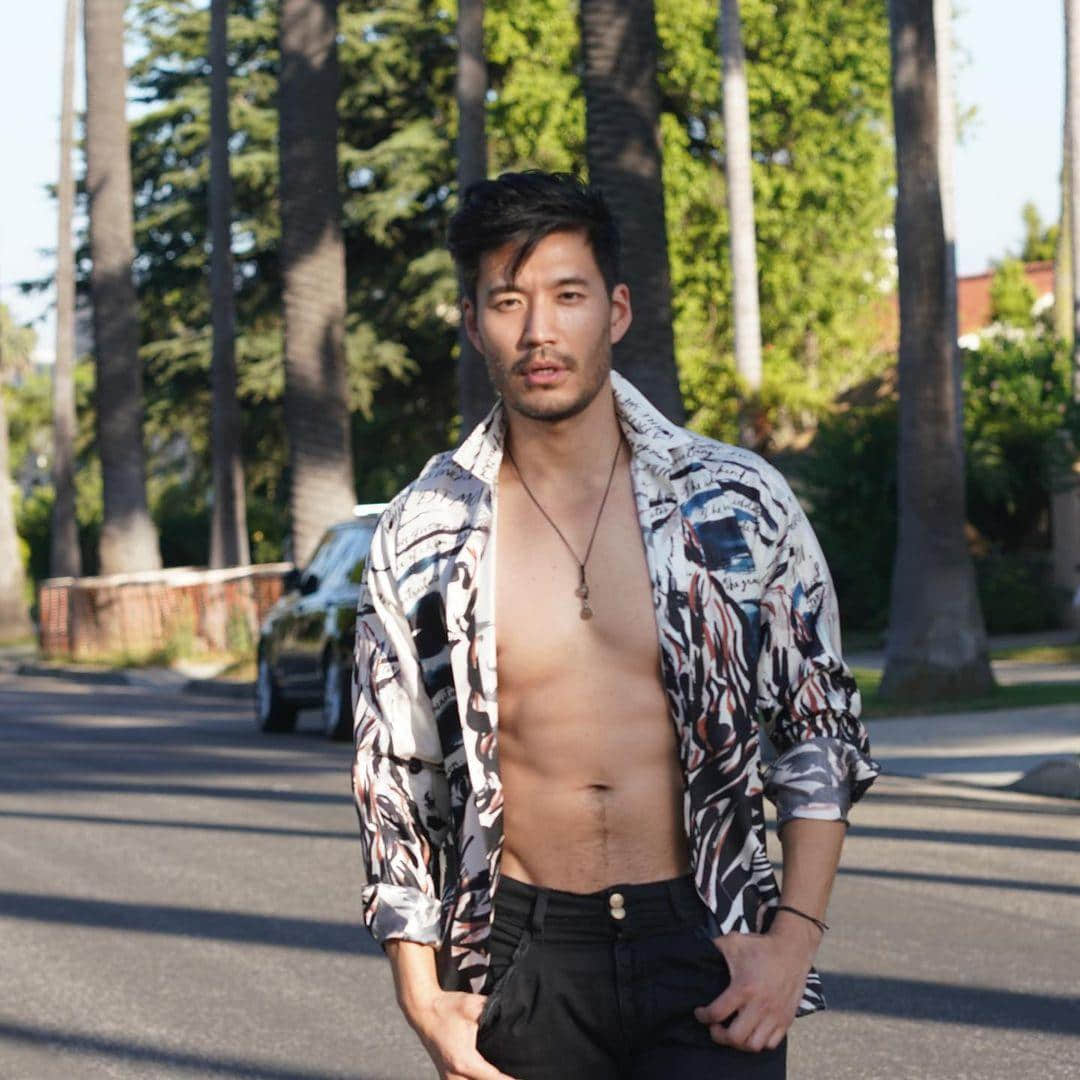周一品肌肉|最璀璨的型男亚裔!走过坎坷路的肌肉天菜:Kevin Kreider-NICEOLO