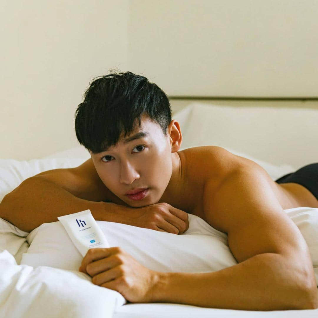 周一品肌肉|跟着肌肉巨巨一起居家健身!型男 YouTuber 重燃你减肥热情:Patrick Chen-NICEOLO