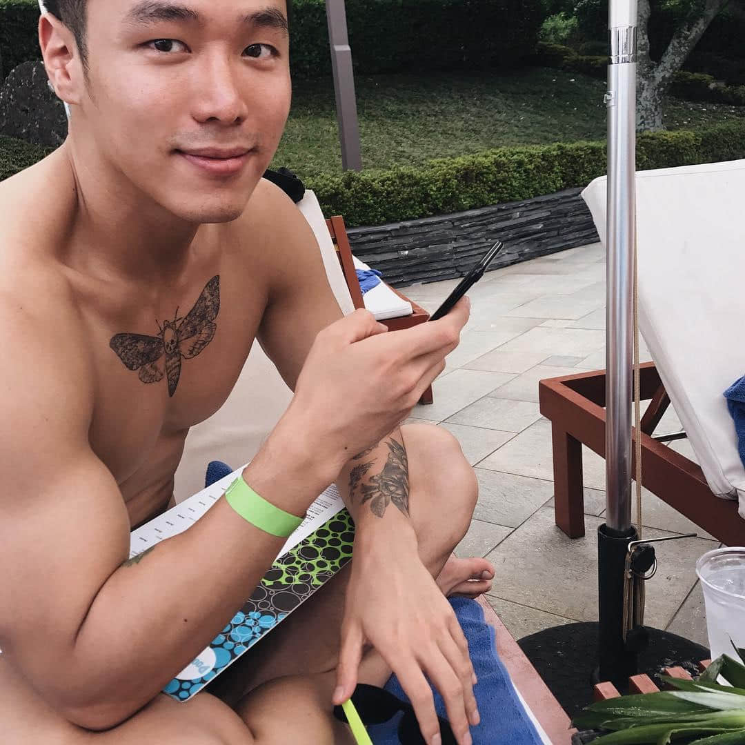 周一品肌肉|肌肉配潮牌直接辣出水!结实背肌性感屁屁还不舔爆:Jay Park-NICEOLO