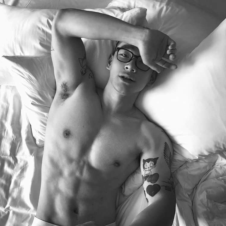 周六尝鲜肉|今晚想来一点坏男孩?狼系鲜肉男激发你的兽慾:大发-NICEOLO