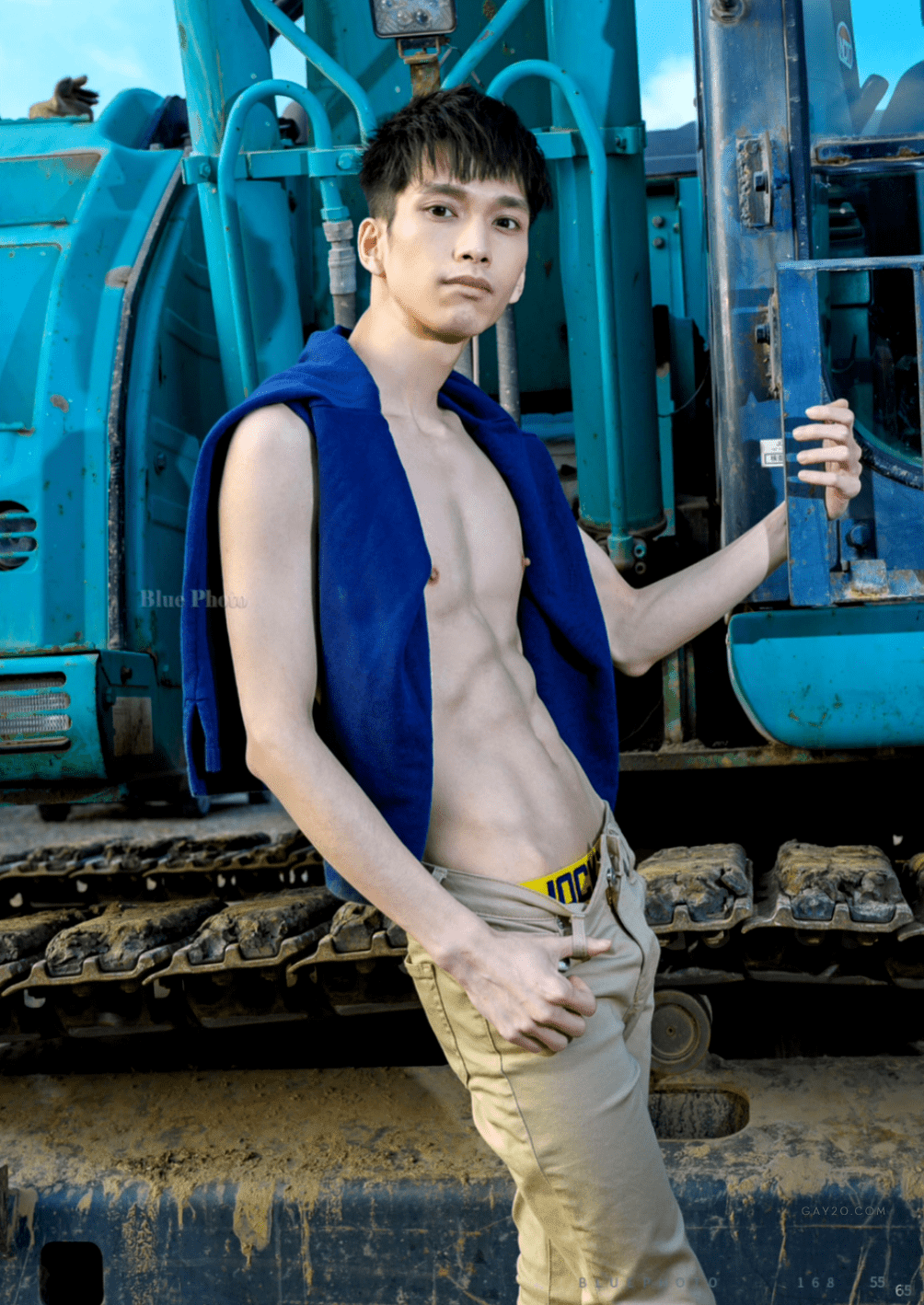 Blue Photo no.168 | River (ebook + cum video)-NICEOLO