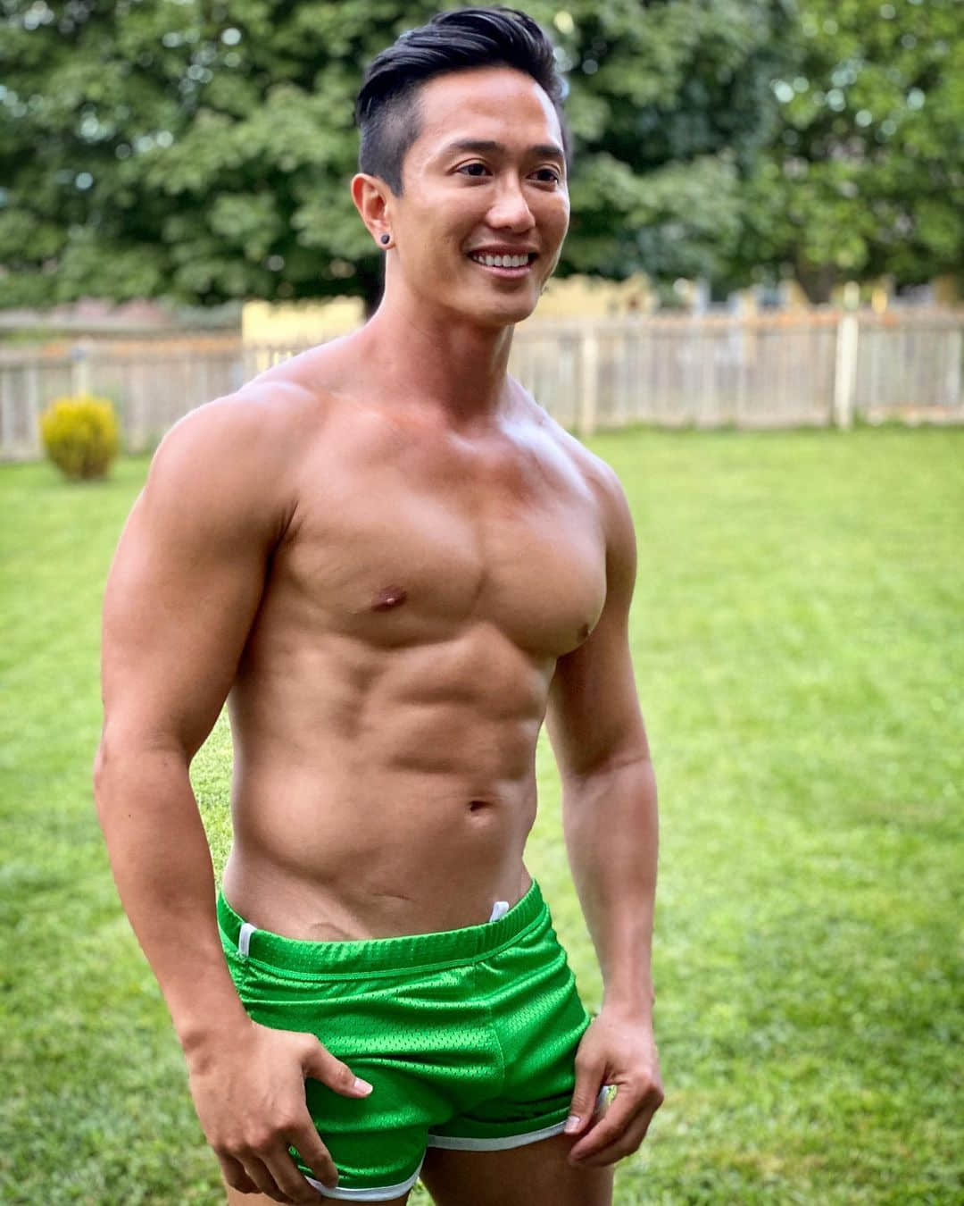 访谈美国亚裔G星Joven Calloway 爽朗曝真心话:「我要打破『亚裔男人不性感』的污名!」-NICEOLO