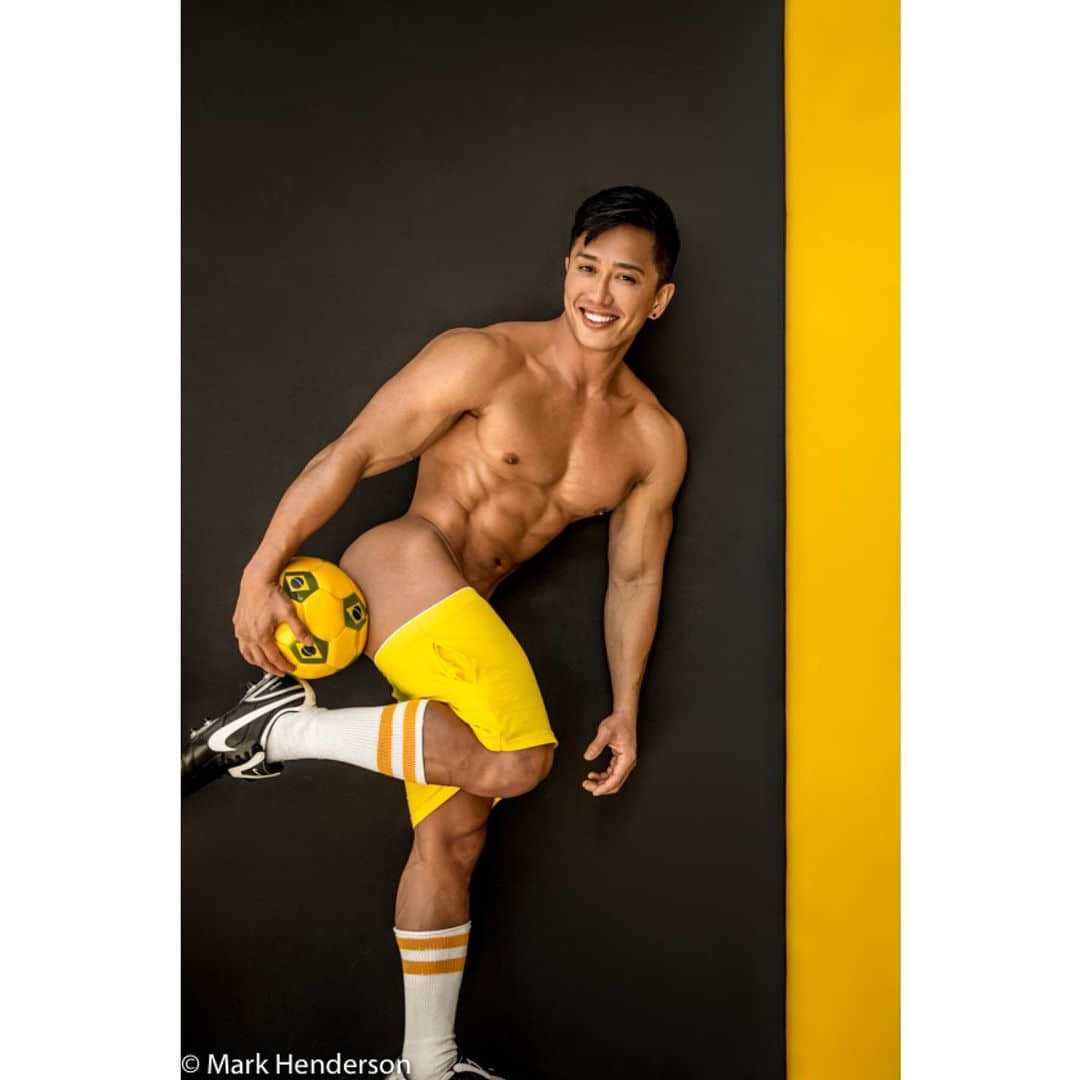 访谈美国亚裔G星Joven Calloway 爽朗曝真心话:「我要打破『亚裔男人不性感』的污名!」-NICEOLO