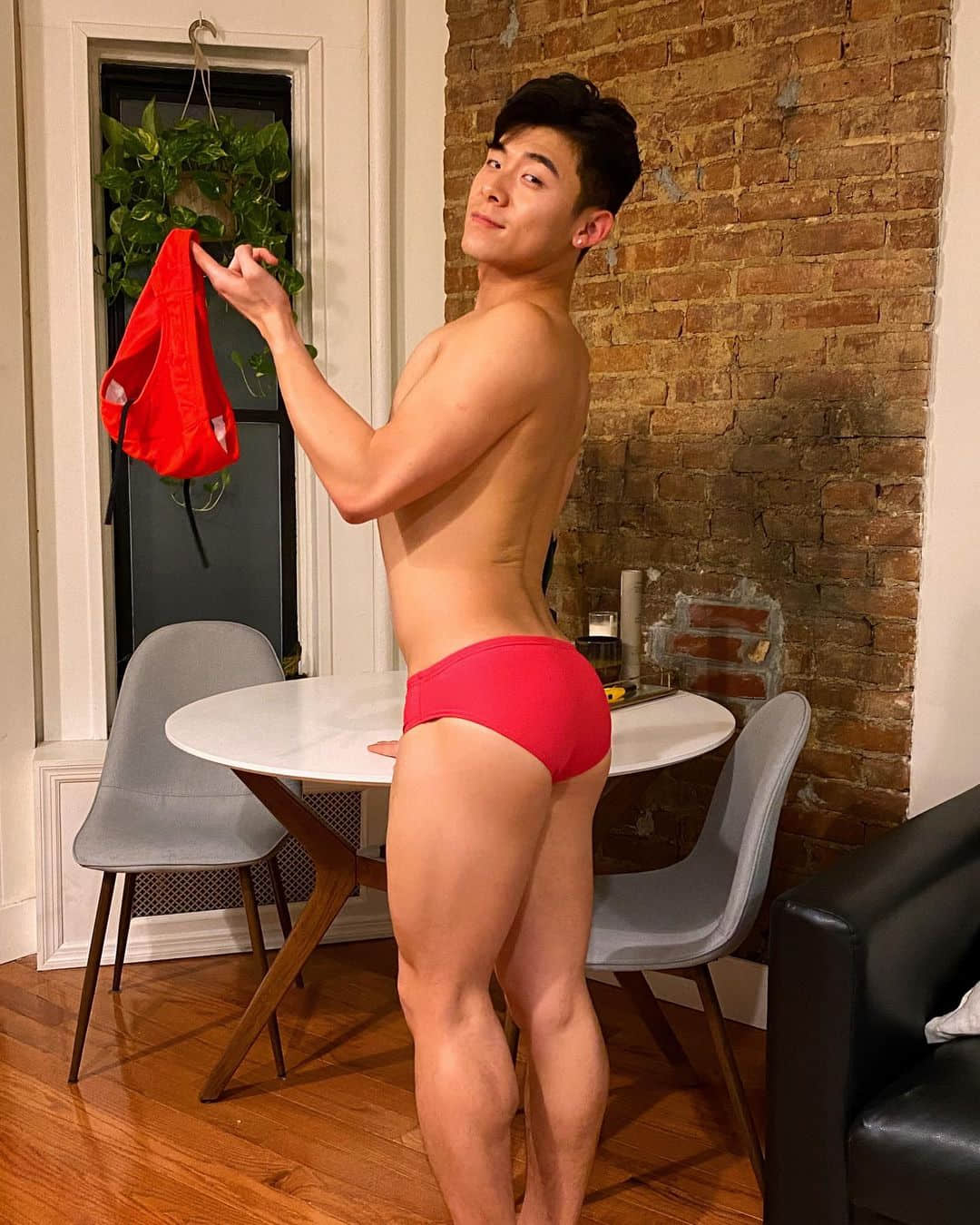 周六尝鲜肉|攻受兼备的犬样辣肌:Jason-NICEOLO