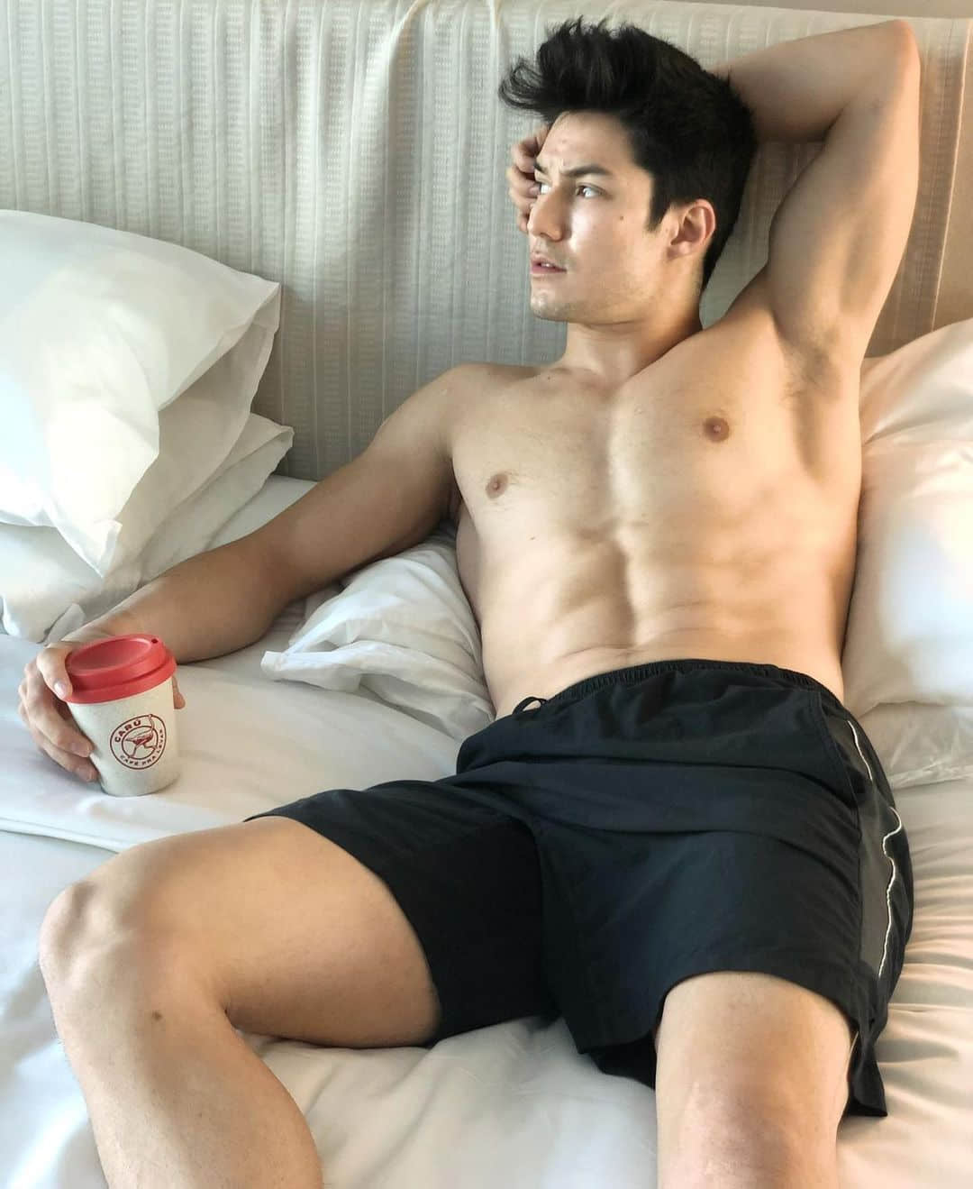 巴西体操王子认爱男友 奶狗味满溢的梦幻组合！-NICEOLO