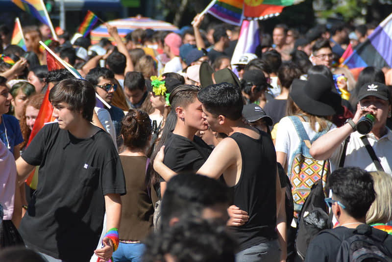 智利同婚法就等总统签署！ 智利成全球实现婚姻平权第 31 地区-NICEOLO