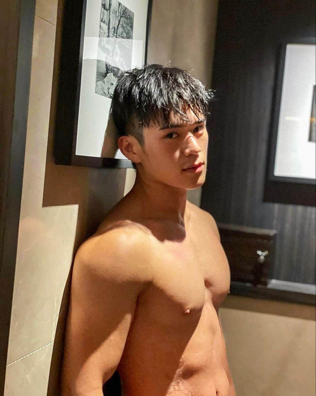 週六嚐鮮肉|想被全速衝撞! 可萌可猛的橄欖球員:Vitaly Yip-NICEOLO