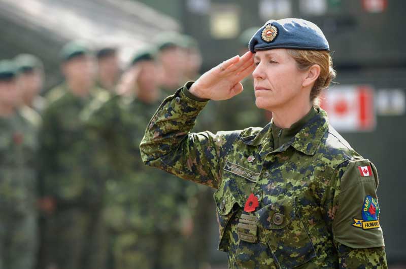 加拿大軍方:「我們不用生理性別來發配制服,怎麼舒服就怎麼穿!」-NICEOLO