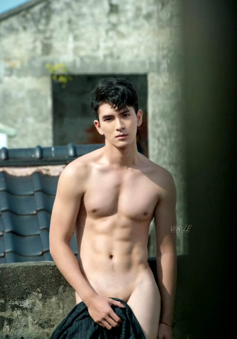 VIRILE SEXY+ 男人味 NO.55 濃顏系男子 羅偉 男友的裸體廚房-NICEOLO