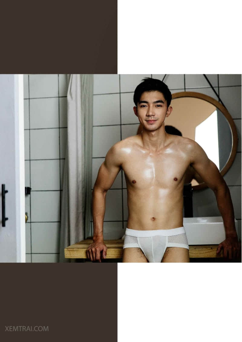 Self Photobook NO.14 MR.ROENGCHAI RATTANARAK-NICEOLO