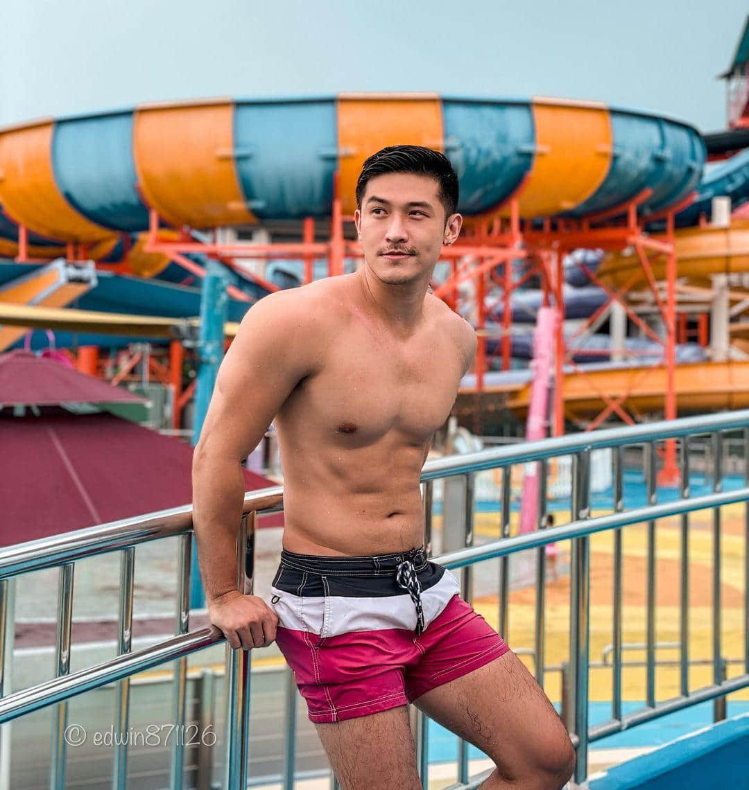 週一品肌肉|力與美的視覺饗宴!新加坡建築師渾身性感肌肉:edwin-NICEOLO