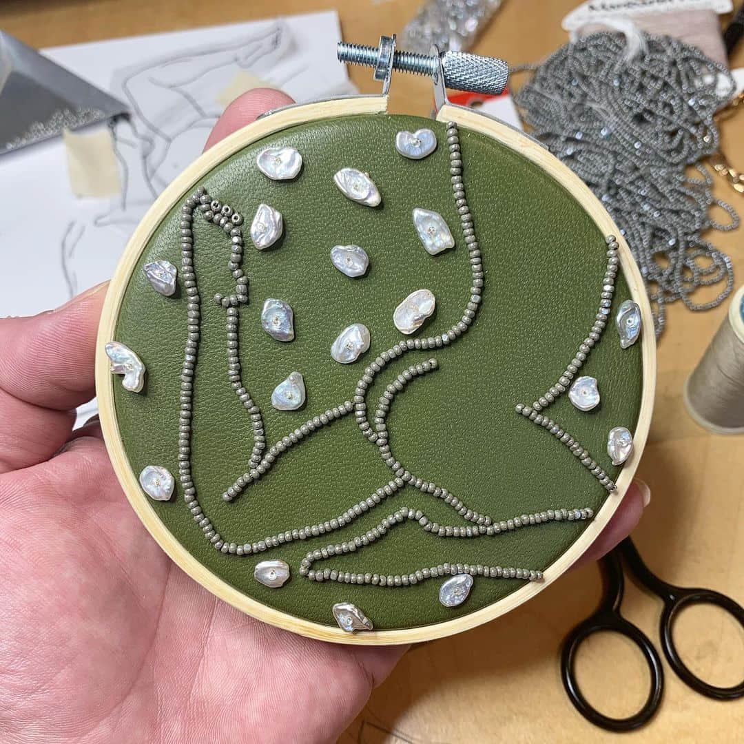 性感男體的刺繡藝術! 用簡潔線條呈現最具親密感的性慾-NICEOLO
