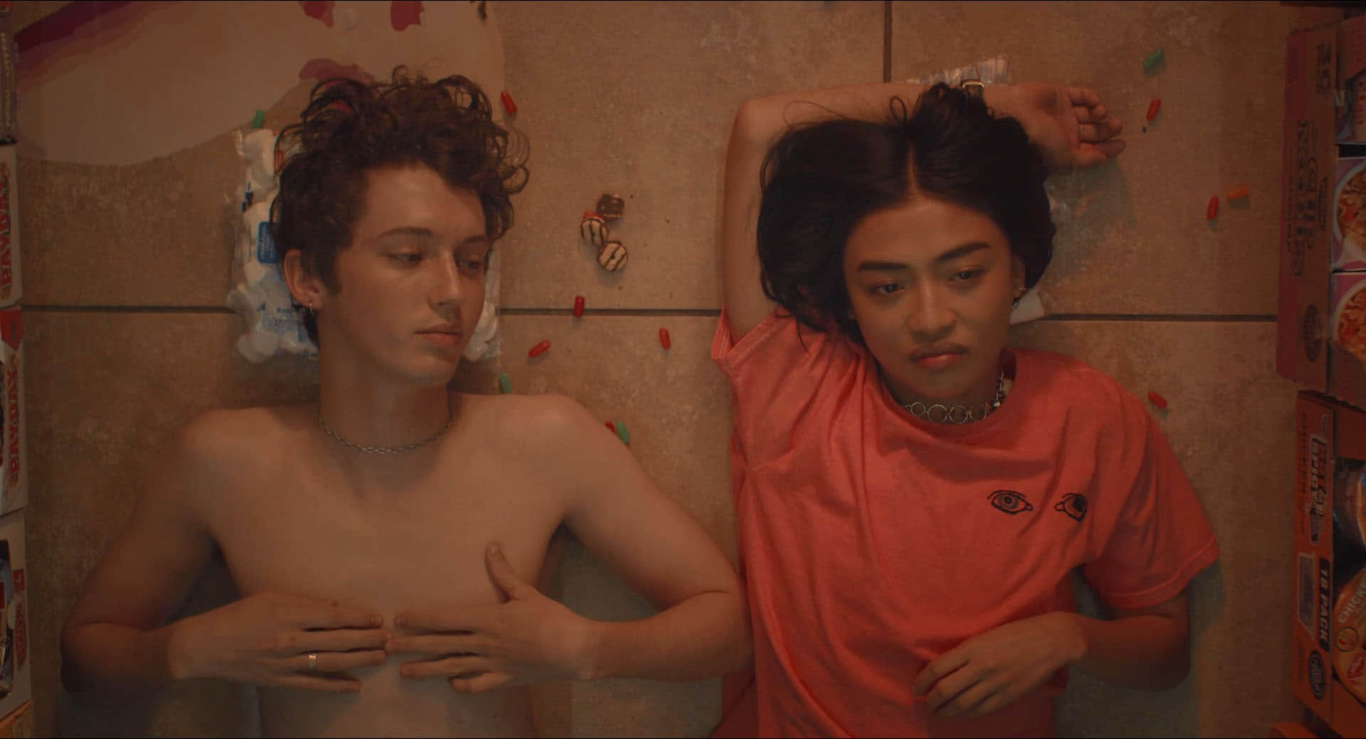 三个月 Three Months (2022)-NICEOLO