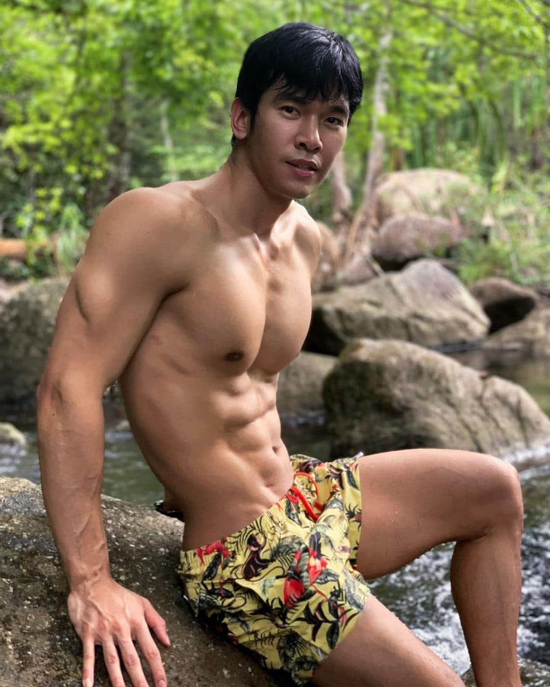 週六嚐鮮肉|海上男兒! 看泰國醫生衝浪潛水降點火氣:Chaiwat-NICEOLO