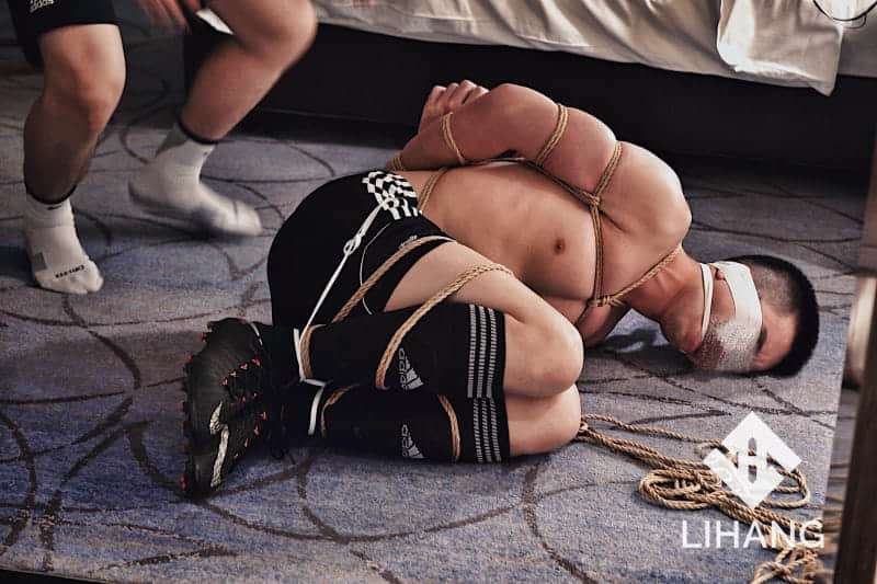 LIHANG 球星肌肉奴賽後極限羞恥度-NICEOLO