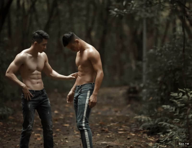 MAN BLUE Magazine Natural With Friend By DANG QUOC DAT-NICEOLO
